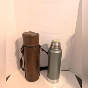 Vintage Aladdin Stanley Thermos A-944C Quart Matching Carrying Case Cup Missing‎